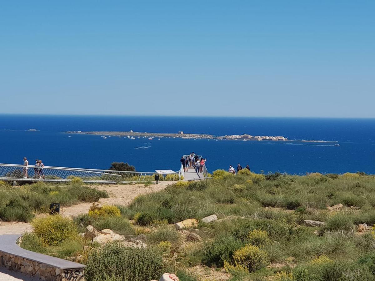 Appartamento Arenales Sol Y Playa Galatea I Arenales del Sol Esterno foto